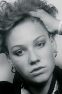 Chacun de mes visages / Each of my Faces